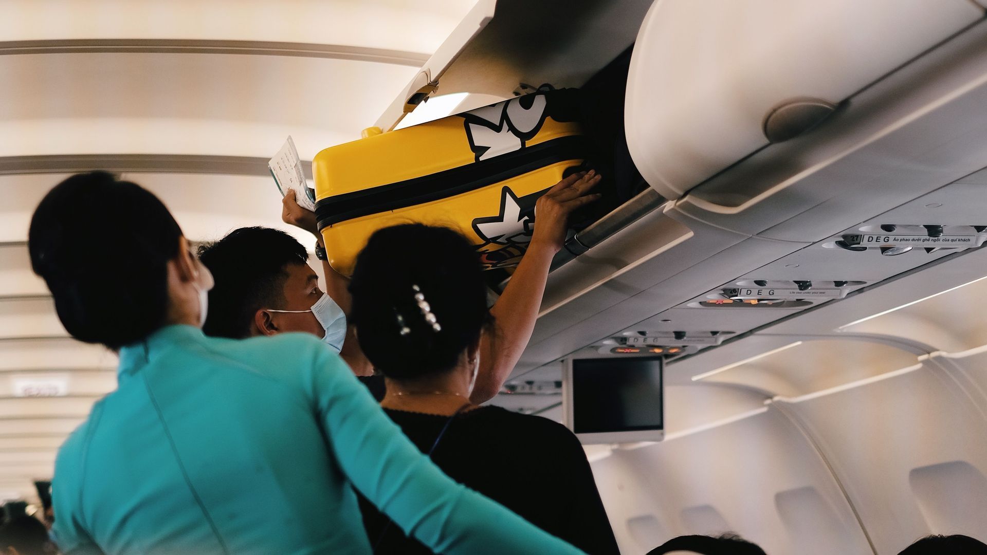 Qué incluye el equipaje de mano en las principales aerolíneas: de Iberia a Ryanair Qué incluye el equipaje de mano en las principales aerolíneas: de Iberia a Ryanair