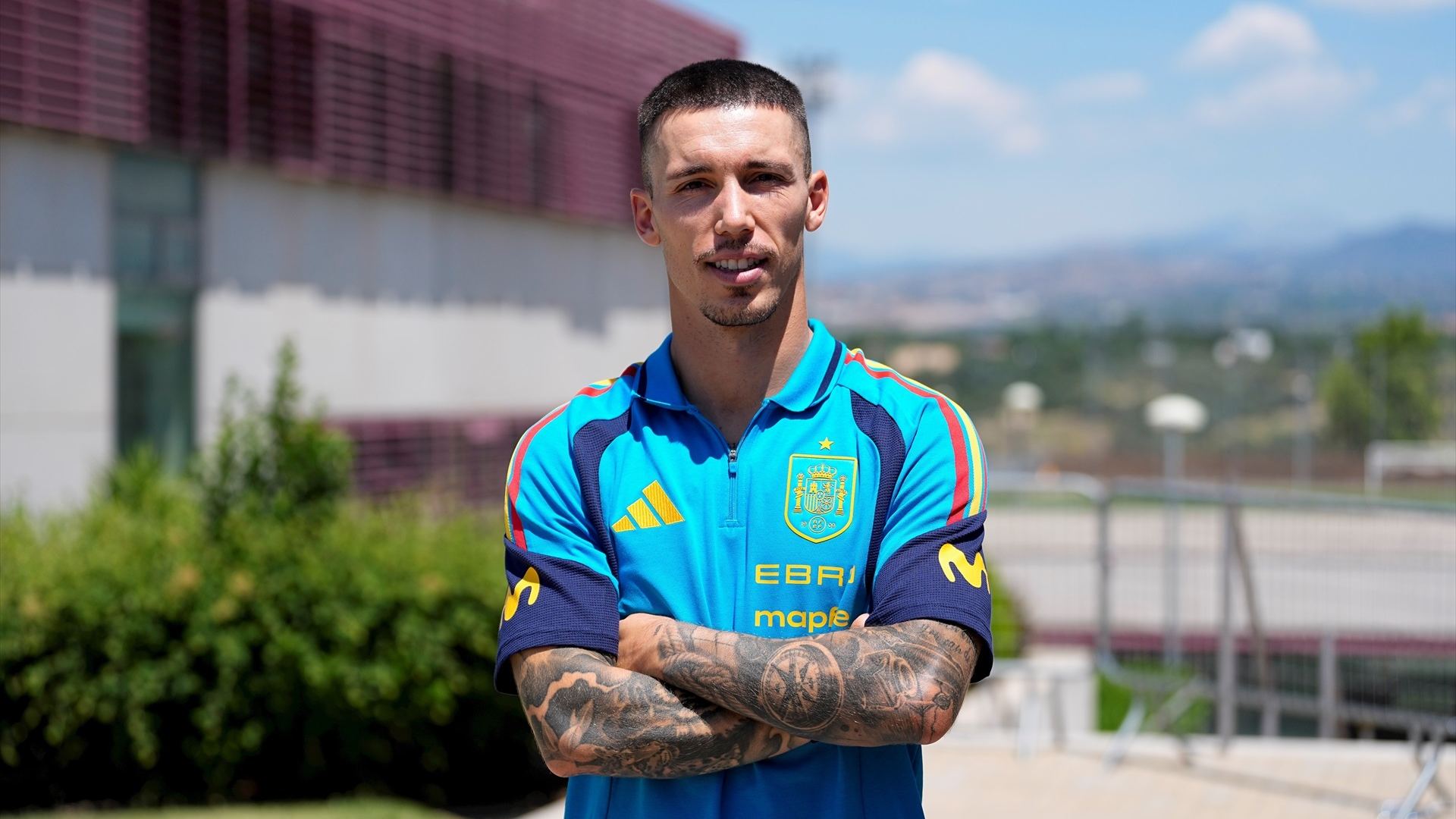 Álex Grimaldo, durante la concentración de España