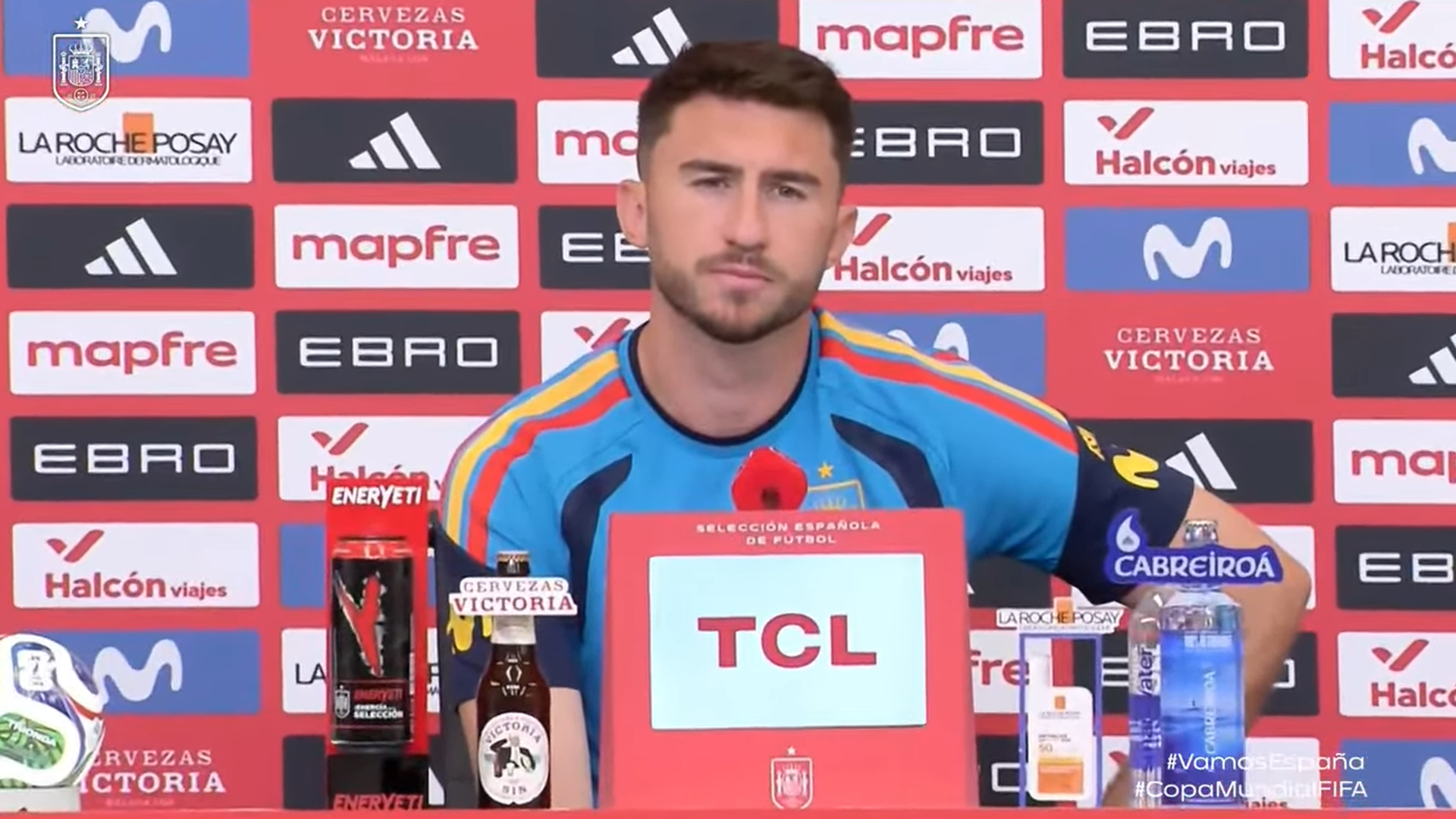 Aymeric Laporte en sala de prensa Aymeric Laporte en sala de prensa