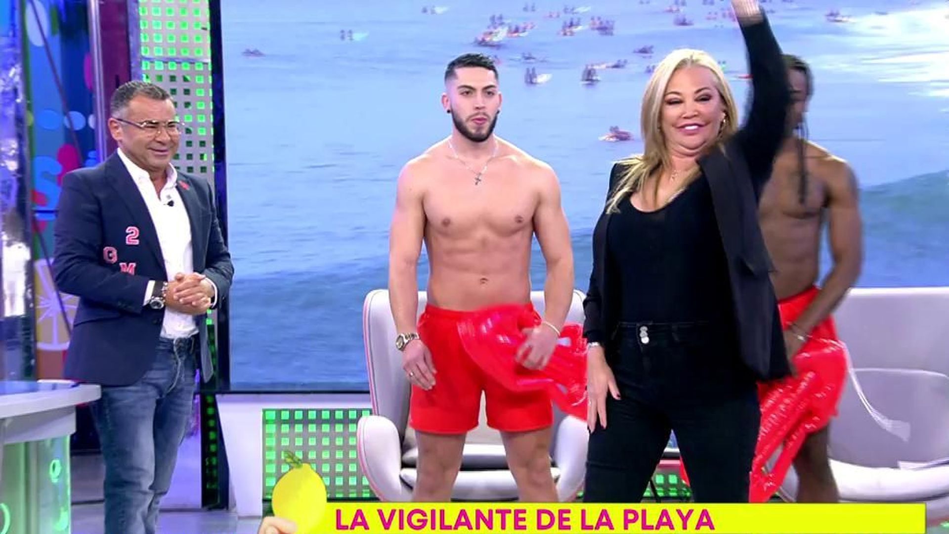 Belén Esteban muy bien acompañada Belén Esteban muy bien acompañada