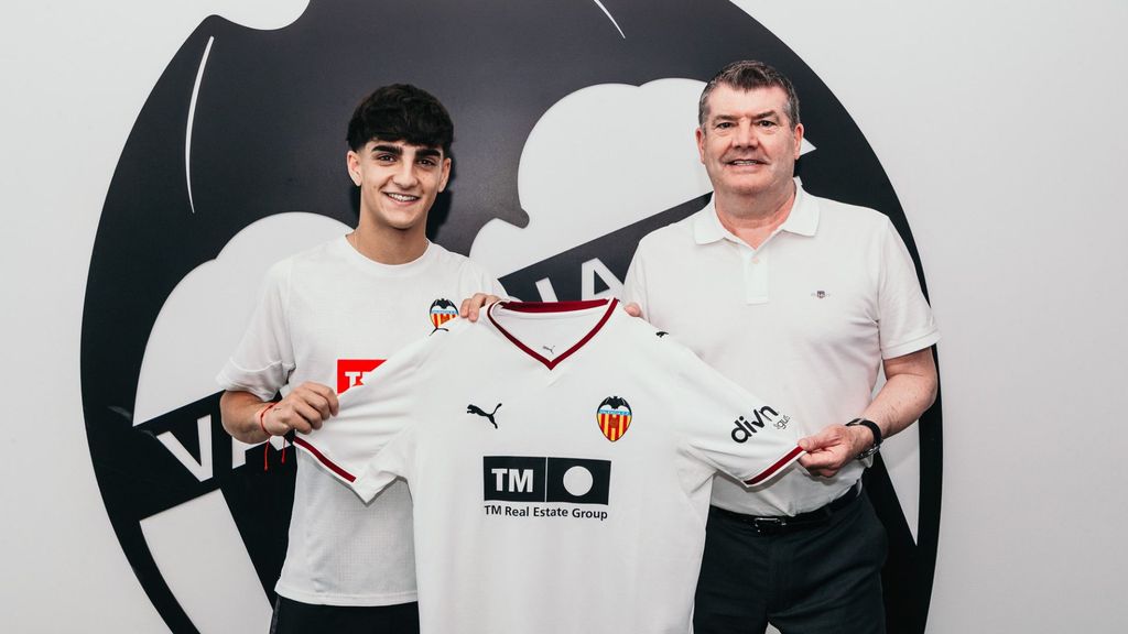 El Valencia CF ficha a Víctor Fernández Jr