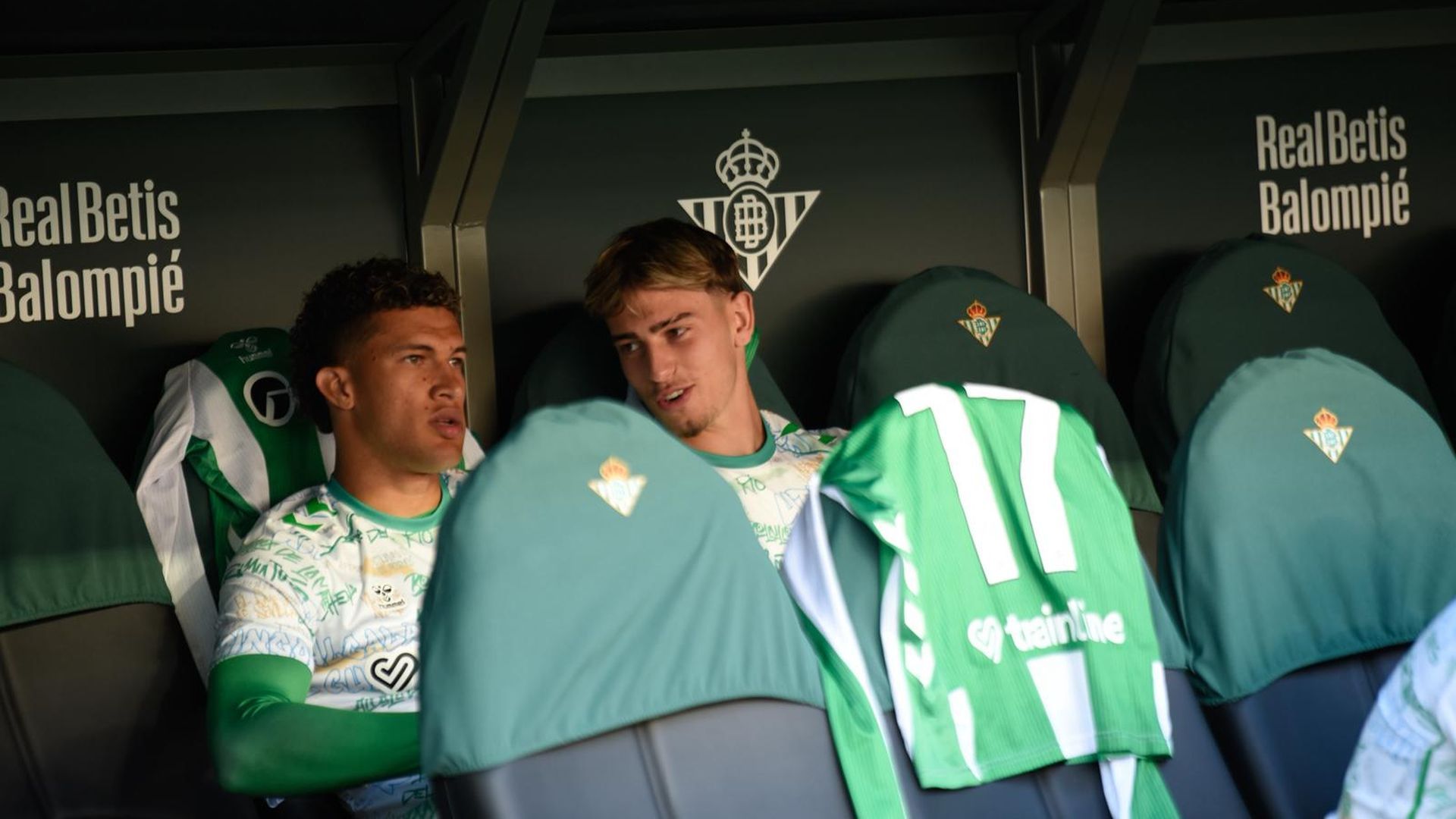 Nelson Deossa y Carlos de Roa, en el Betis-Elche