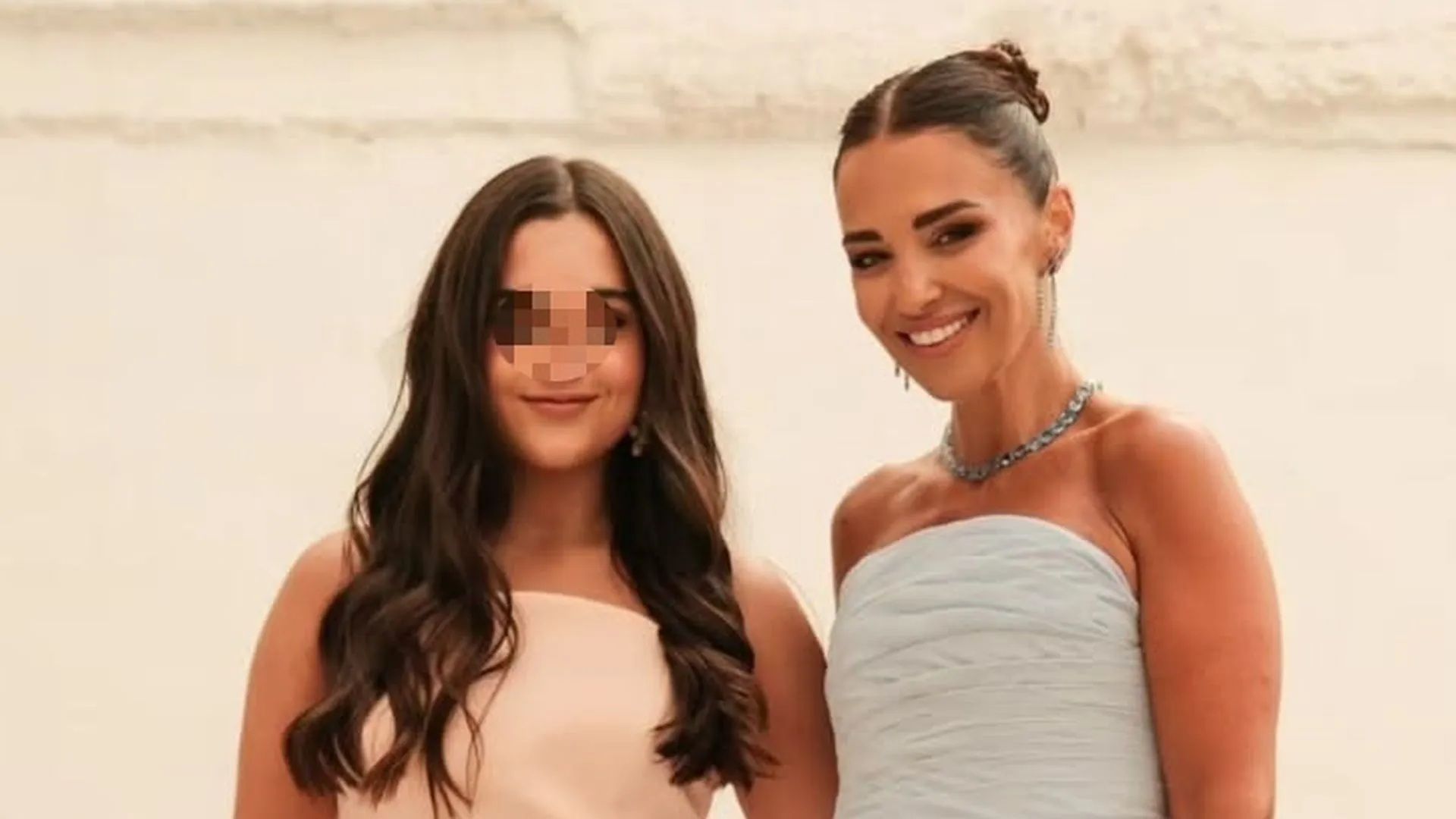 Paula Echevarría y Daniella Bustamante, en una fotografía de redes sociales