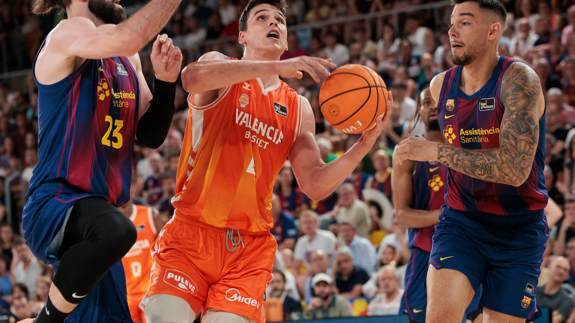 Pradilla en el Valencia Basket - FC Barcelona
