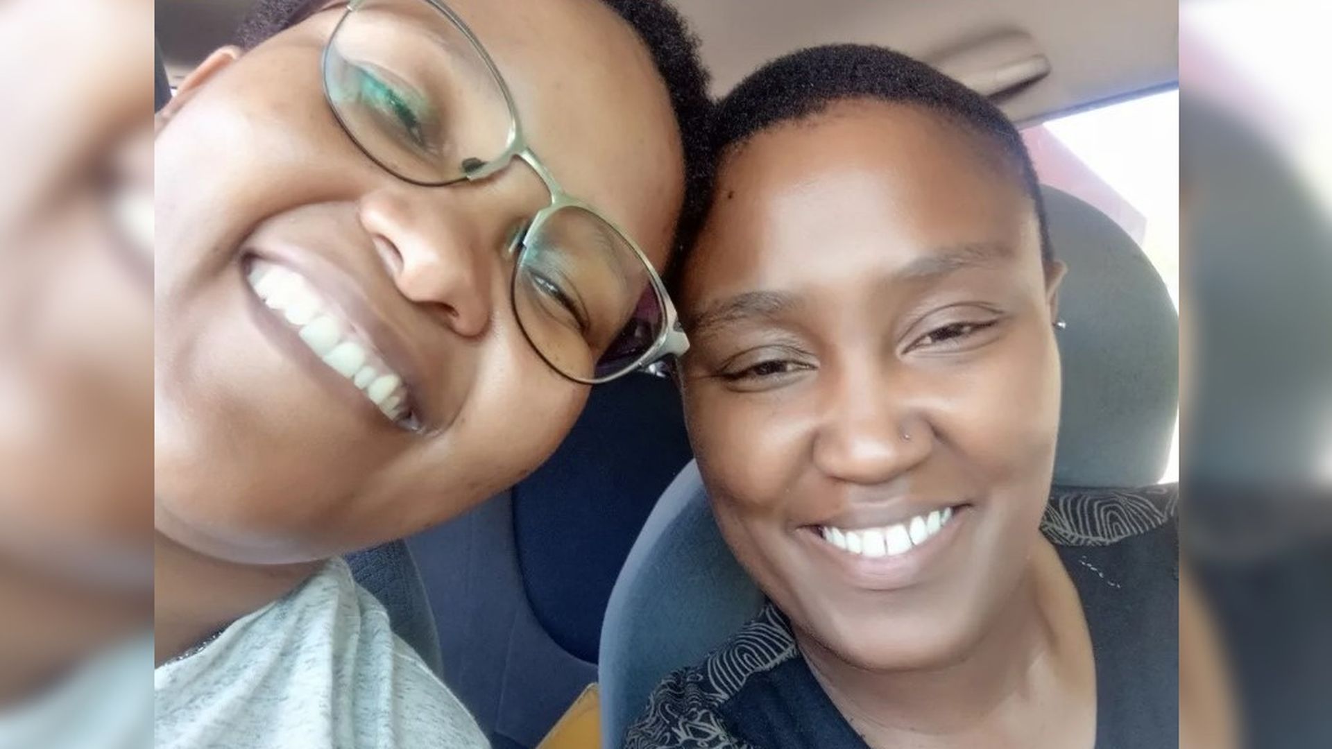 Selelo y Kumile, una pareja de activistas lesbianas que lucha por los derechos LGTBIQ+ en Botsuana Selelo y Kumile, una pareja de activistas lesbianas que lucha por los derechos LGTBIQ+ en Botsuana