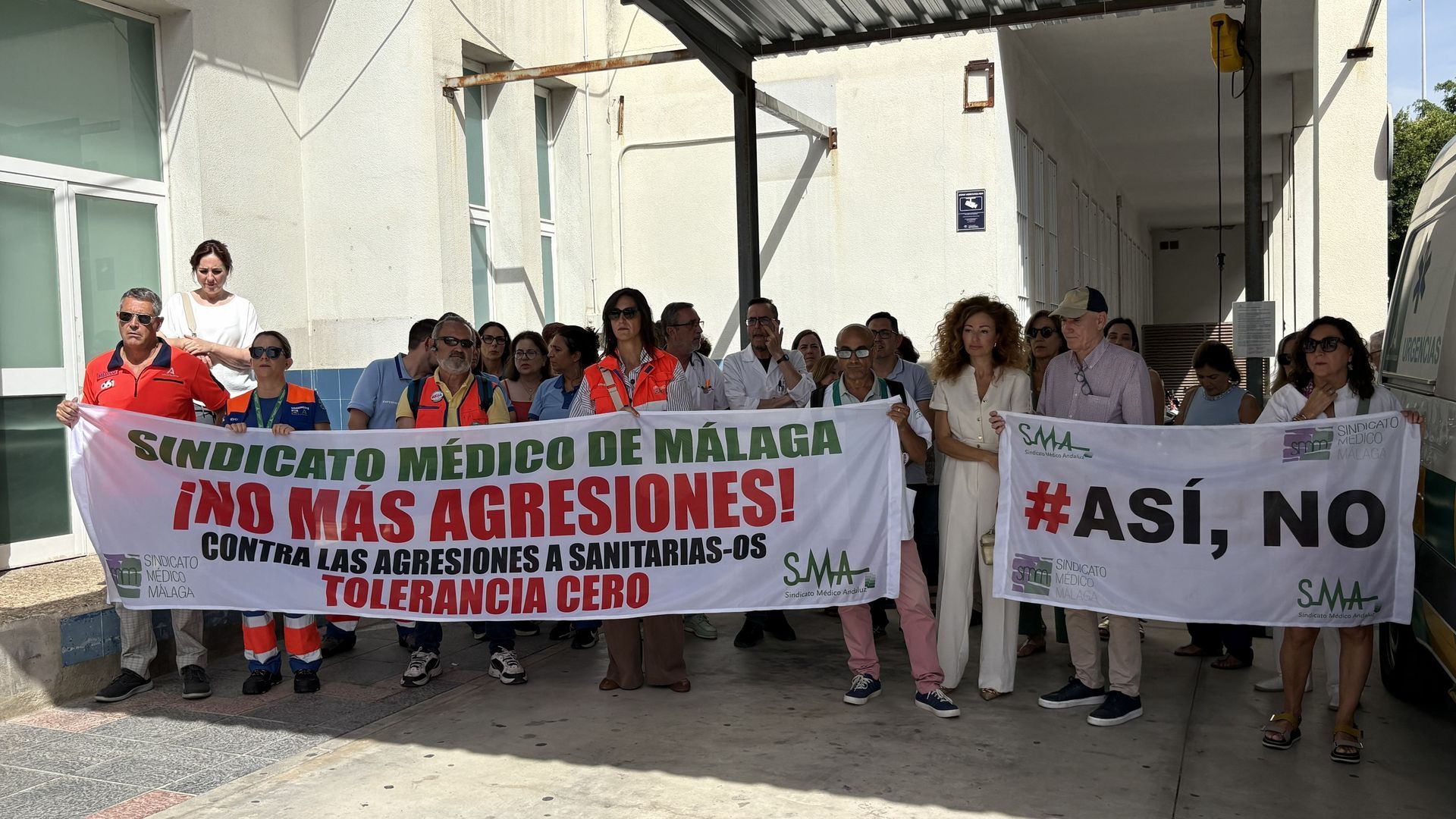 Una paciente amenaza a una médica y da varios codazos a un celador en el centro de salud de Las Lagunas