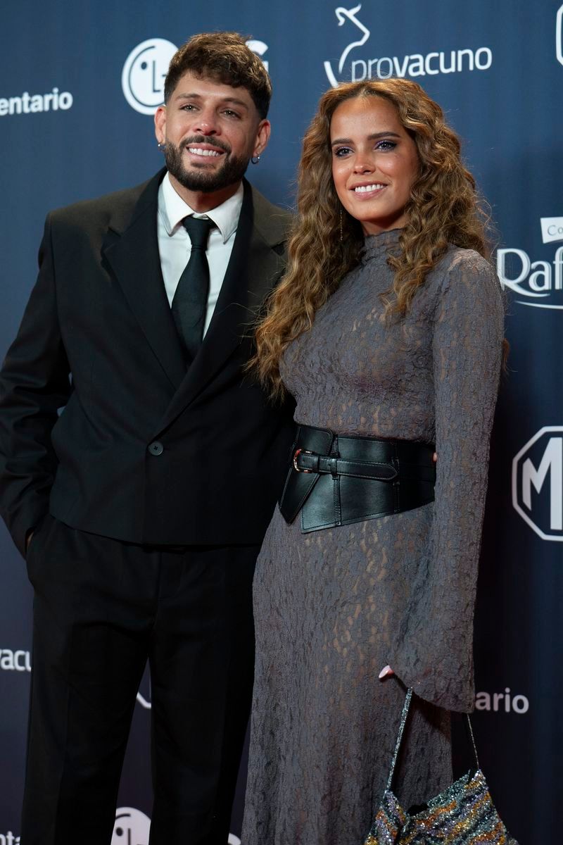 Álvaro Garcia, junto a Gloria Camila