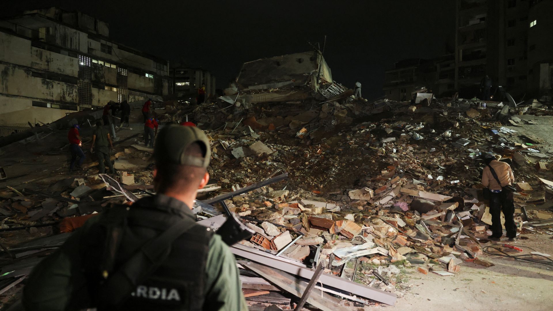 El doble terremoto en Venezuela en menos de un minuto, en fotos