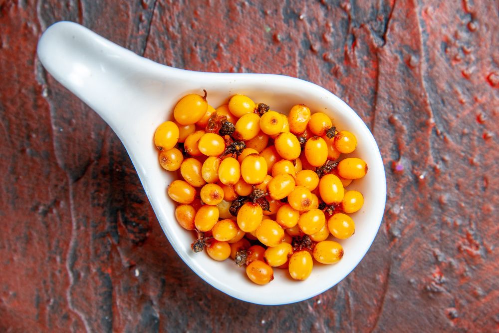 Espino amarillo del que se extrae la aicete de espino