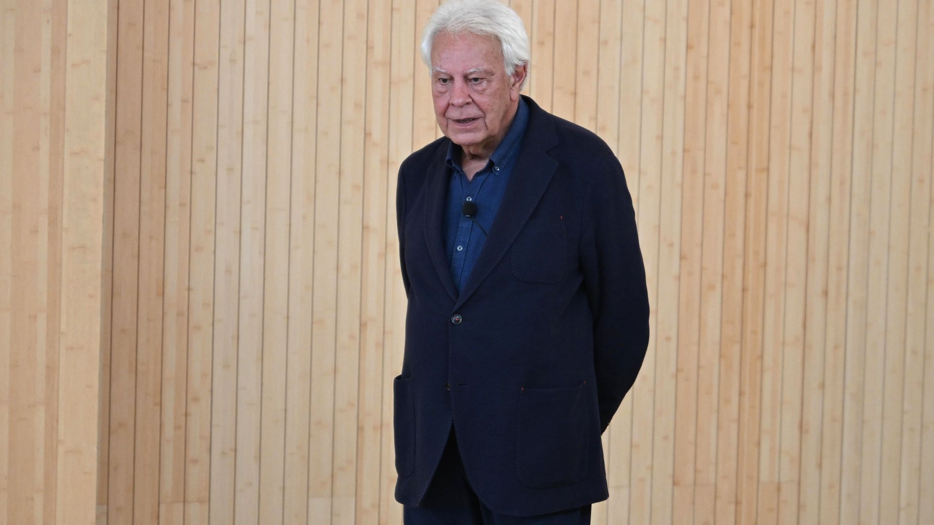 Felipe González traslada su solidaridad con el pueblo venezolano: "Mi cabeza está con Venezuela"