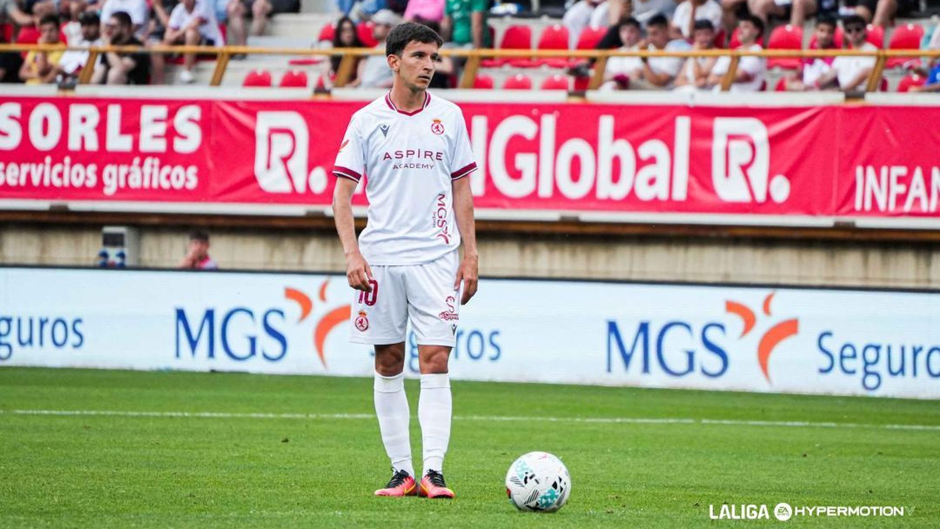Luis Chacón, en un partido de la Cultural