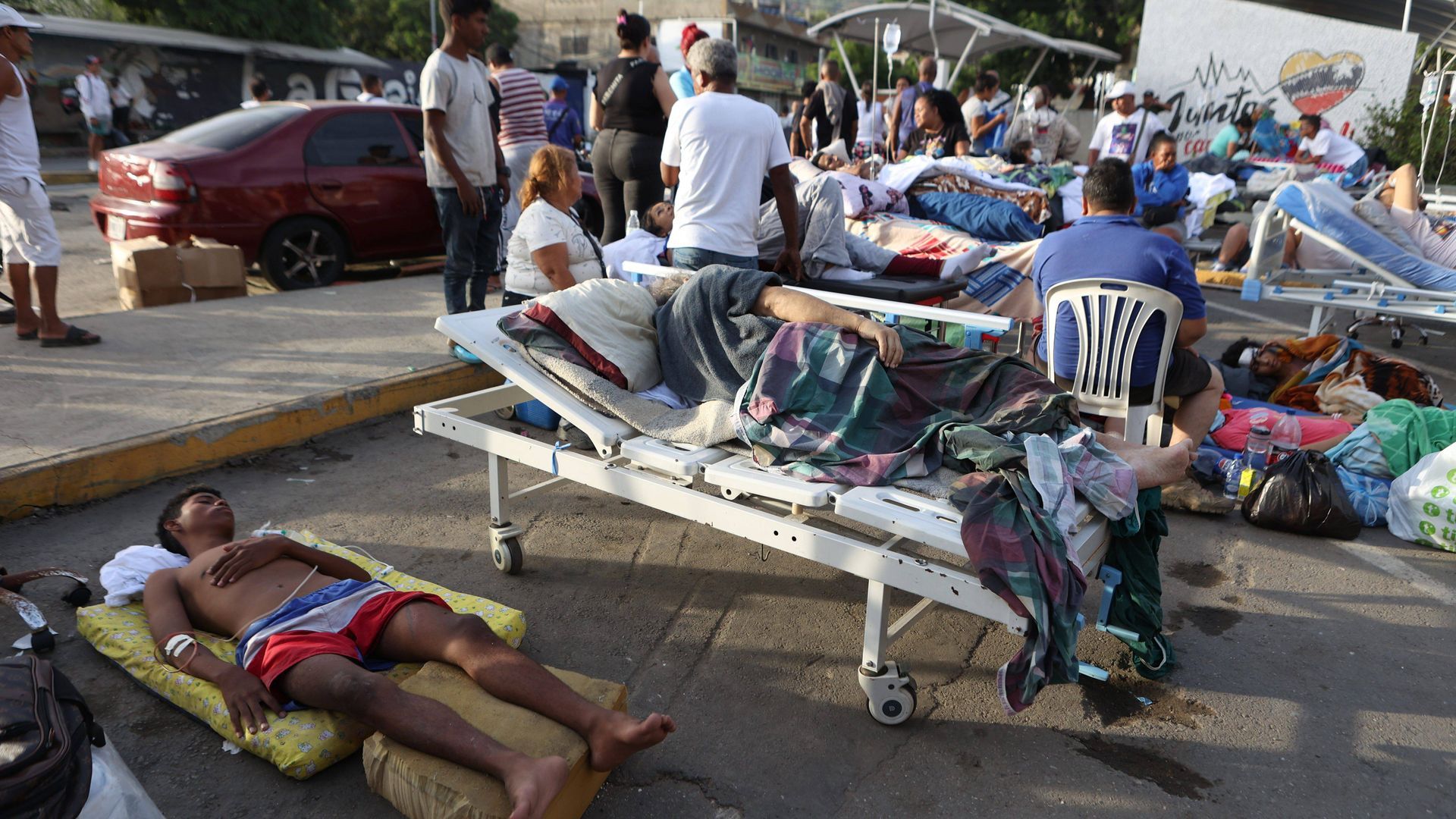 Última hora del doble terremoto en Venezuela: al menos 164 muertos, entre ellos un portugués y miles de heridos