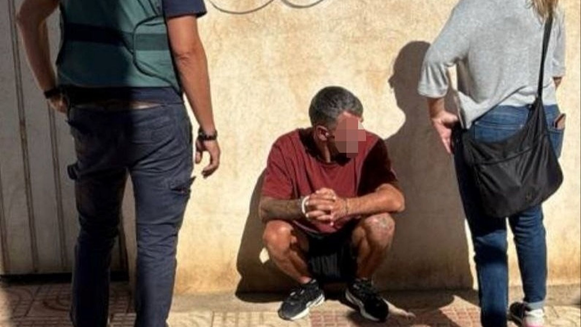 Detienen en Baena a dos hombres por agredir y robar la pensión a una persona con discapacidad: estudiaron sus movimientos