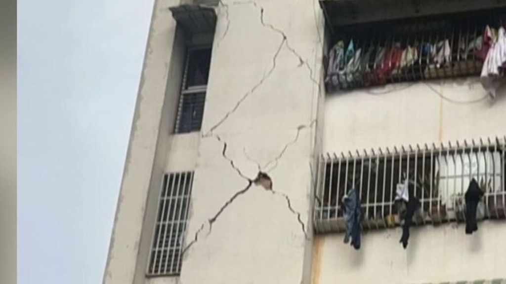 El análisis de edificios, muros y pilares será larga en Venezuela: las grietas con forma de X son las más peligrosas