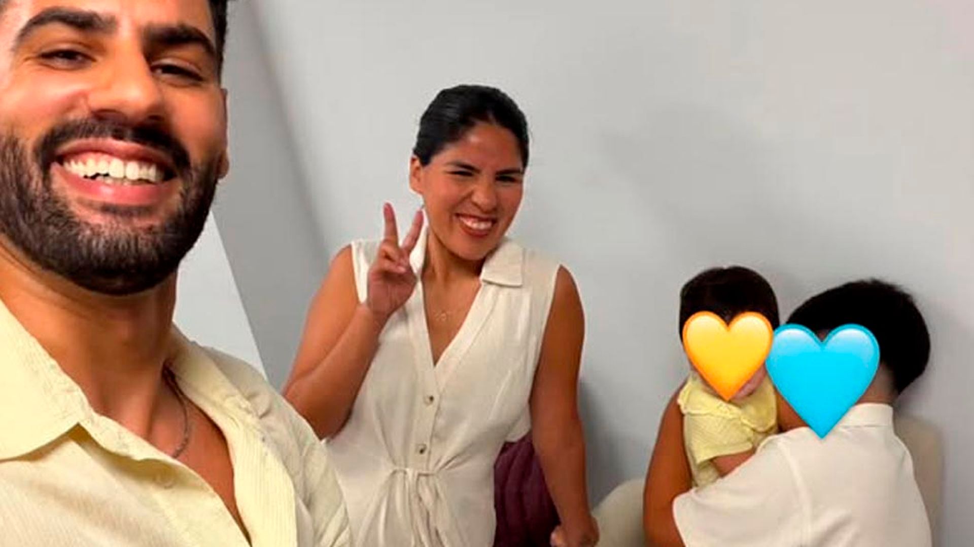 Isa Pantoja, Asraf Beno y sus dos hijos