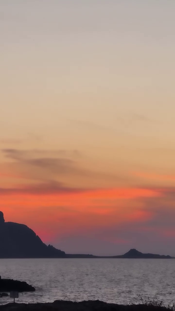 Tadeo sube una imagen del atardecer en Sicilia