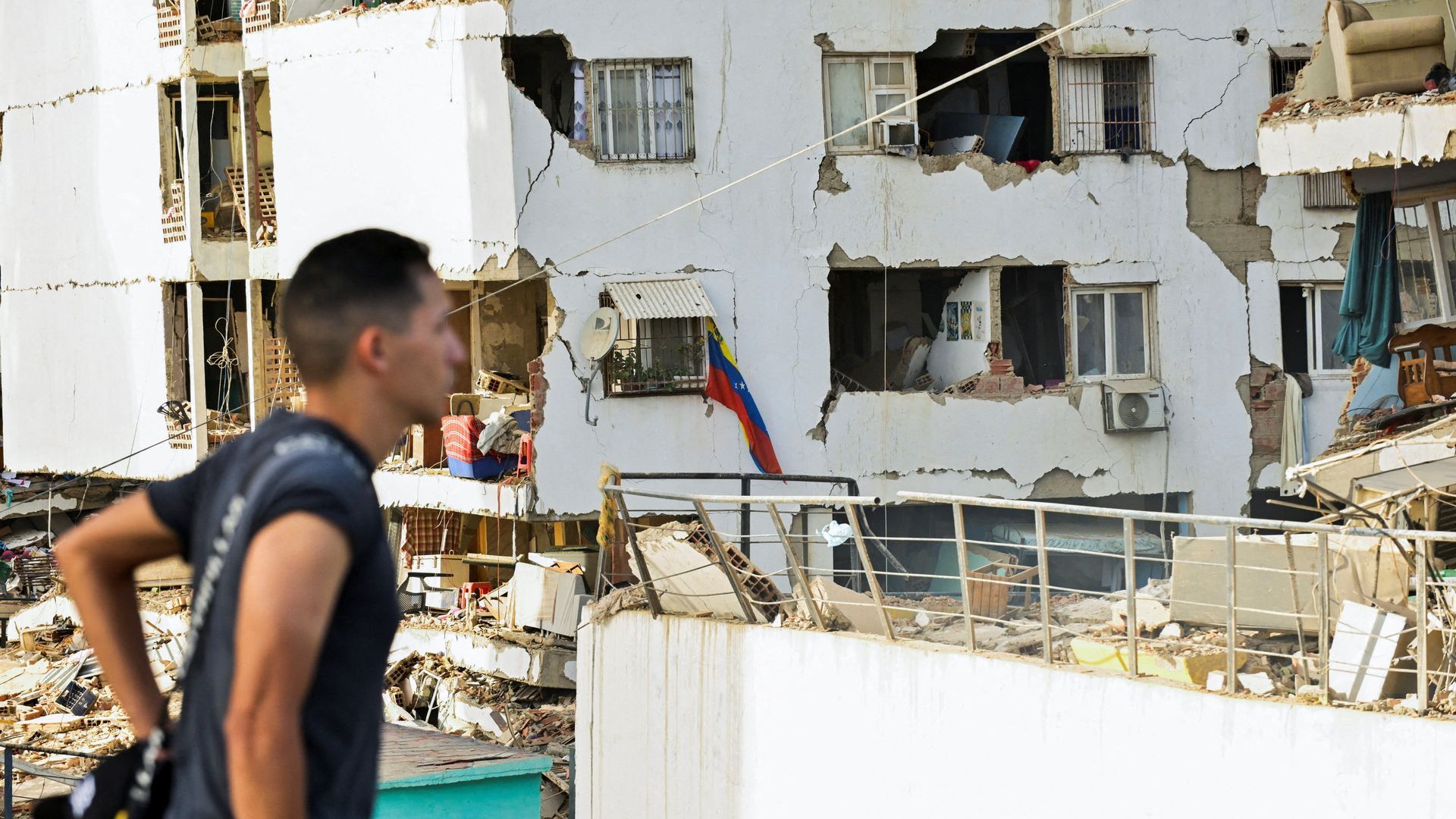 Última hora del terremoto en Venezuela: Exteriores confirma tres españoles fallecidos y 99 los desaparecidos