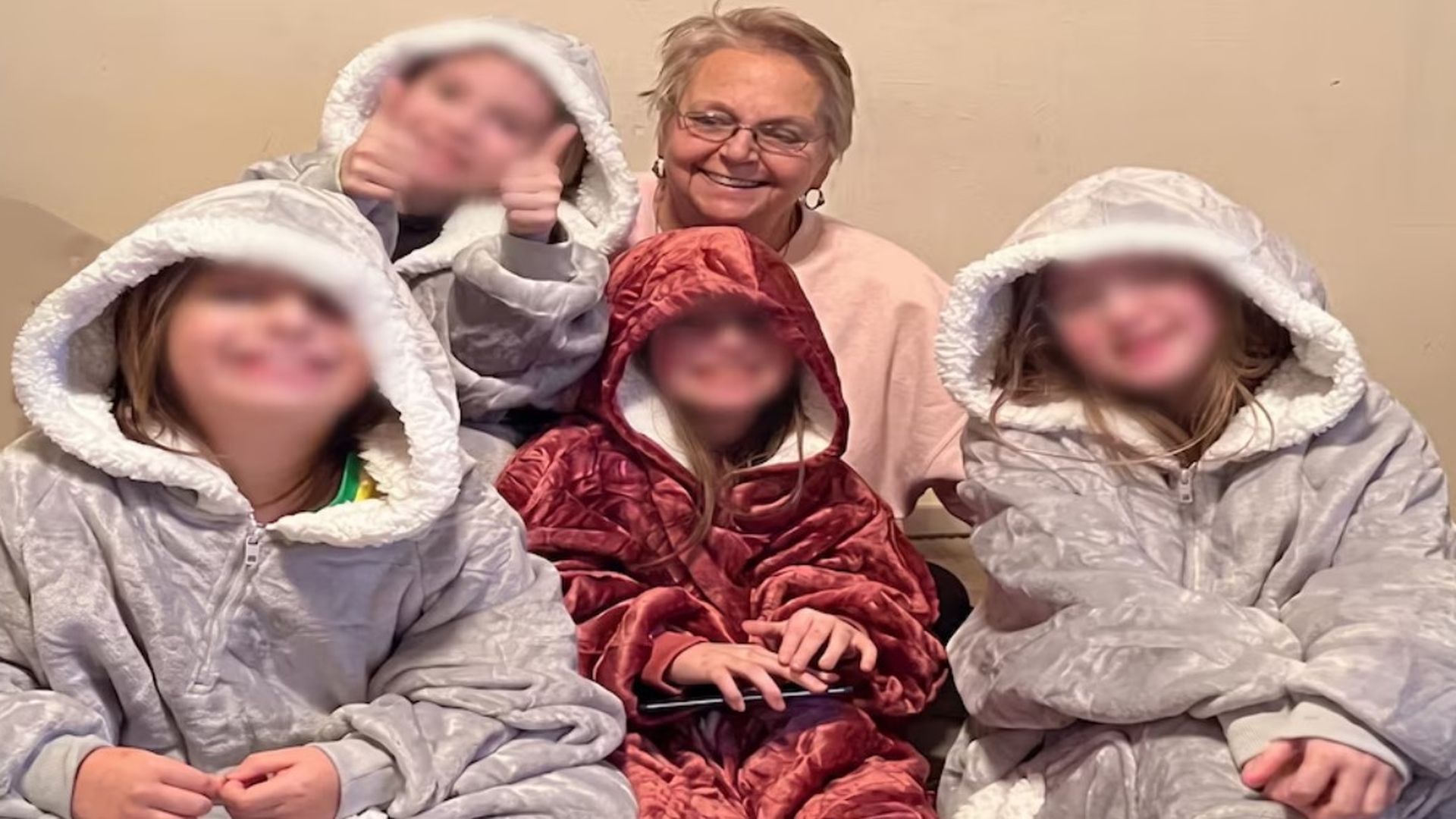 Una abuela acaba con la vida de su hija y sus cuatro nietos en EEUU