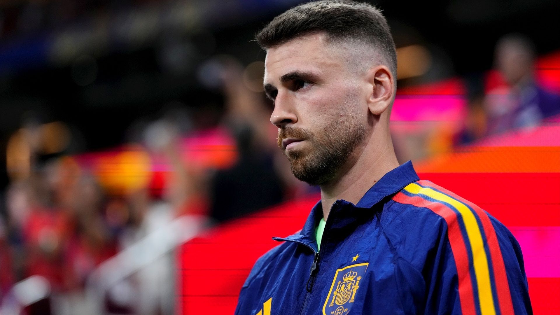 Unai Simón, antes de un partido de España