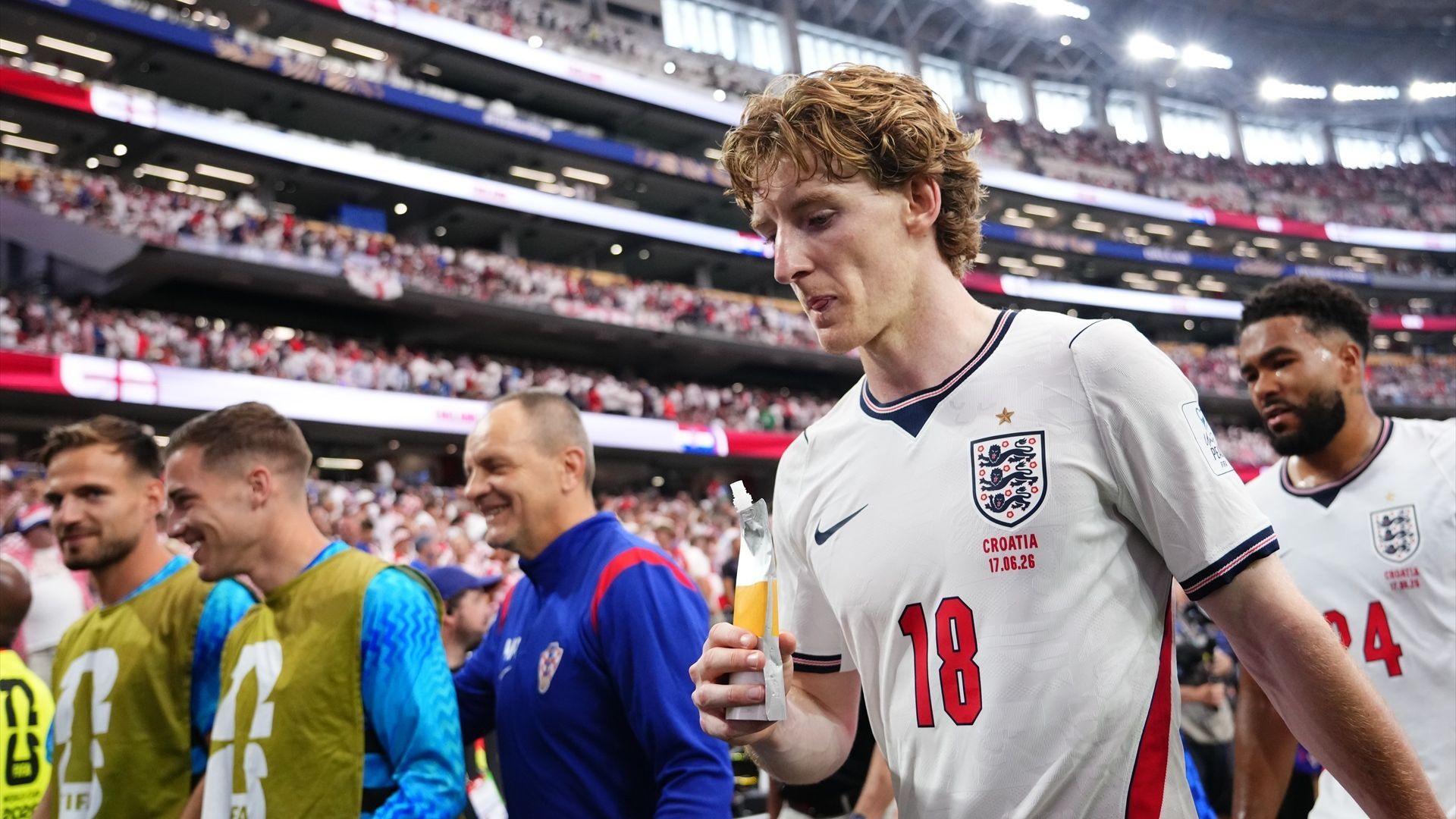 Anthony Gordon, tras un partido de Inglaterra