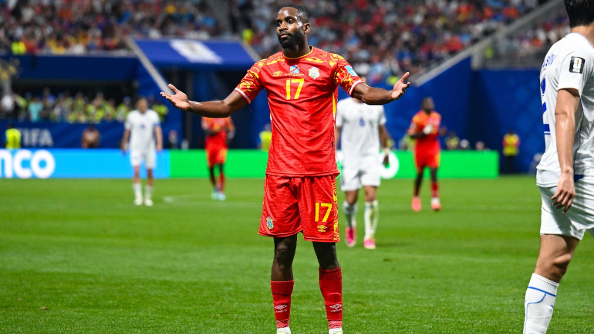 Cédric Bakambu, ante Uzbekistán