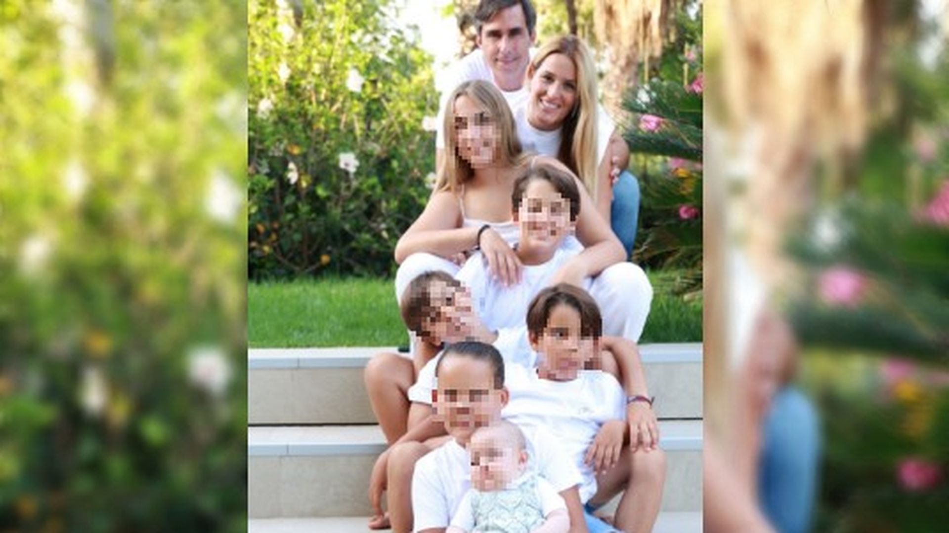 La conmovedora carta de la madre valenciana que perdió a su marido y a tres de sus hijos en el naufragio en Indonesia: "Vuestra ausencia duele"