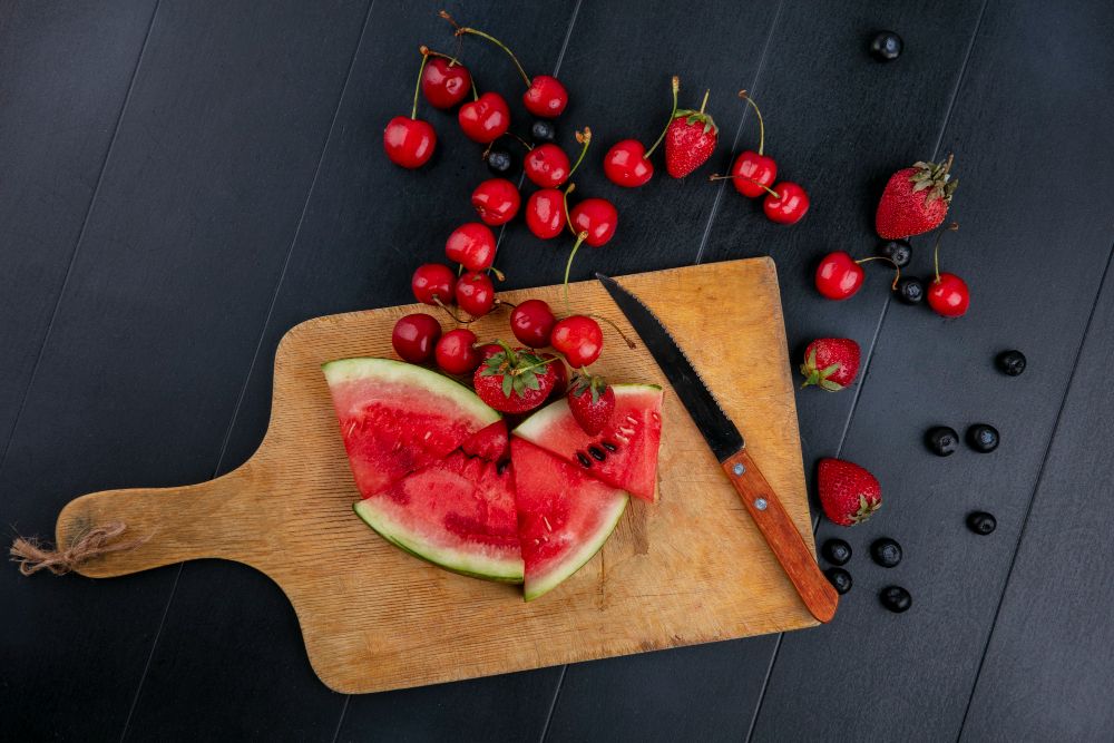 Merienda de cerezas y sandía, sano pero no saciente