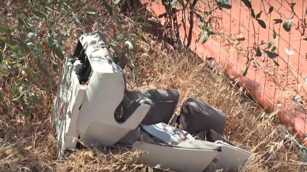 Mueren tres personas en un accidente de tráfico en Málaga: su vehículo cayó por un barranco de treinta metros en la A-7