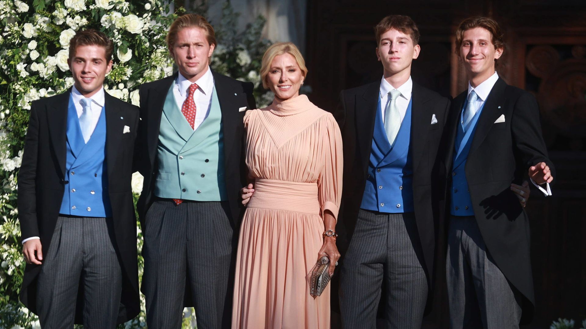 Arístides (el segundo por la derecha), junto a su madre y sus hermanos, en la boda de su tía, Teodora de Grecia, en 2024