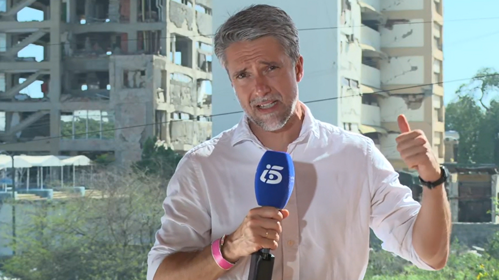 Carlos Franganillo destaca que zonas como Caraballedo siguen sin tener suministros tras los terremotos: "No hay señal, ni luz ni agua"
