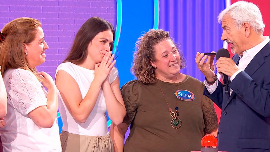 La emoción de una concursante y su familia al llevarse ‘El escaparate final’ en un difícil momento personal: “Vamos a llamar a tu marido”