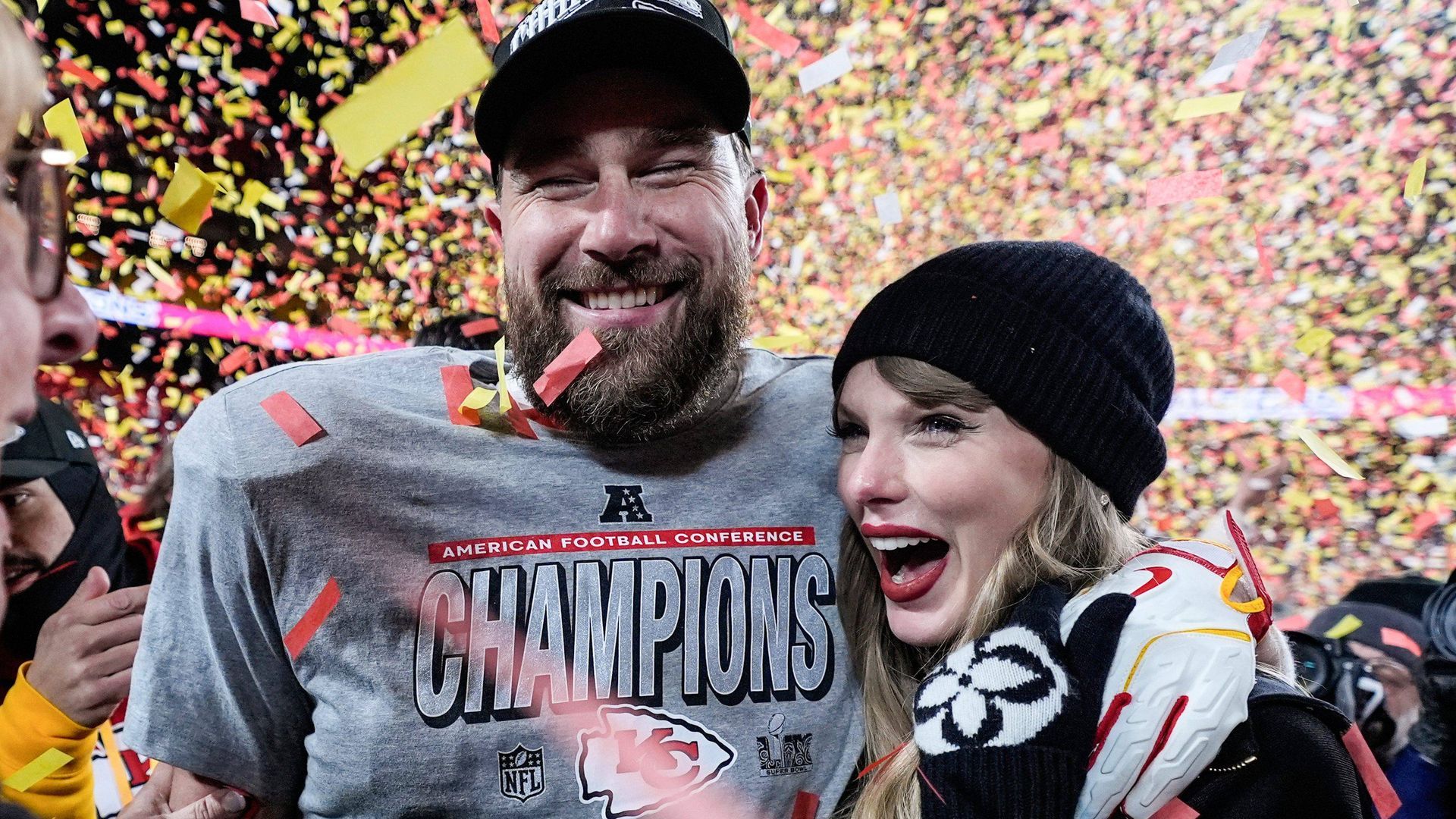 Taylor Swift se casa con su novio, el jugador de fútbol Travis Kelce Taylor Swift se casa con su novio, el jugador de fútbol Travis Kelce