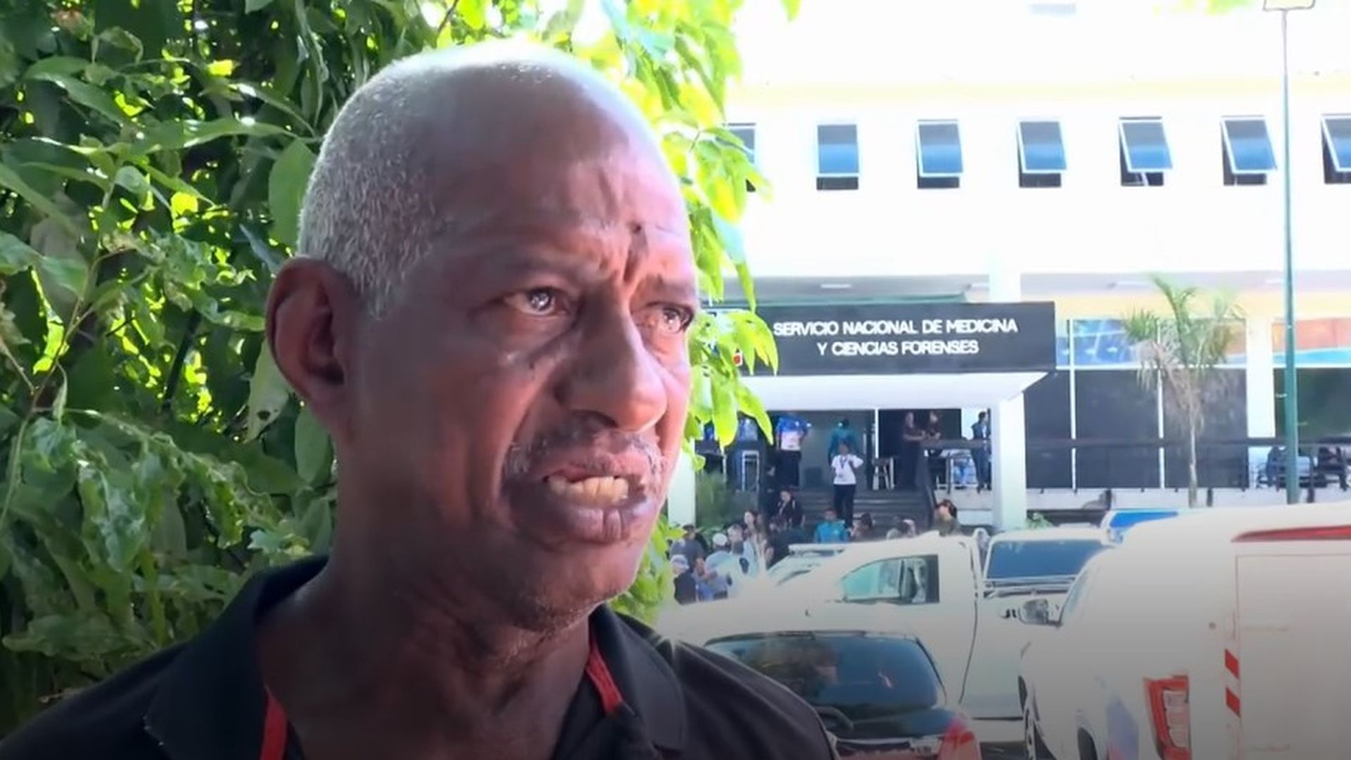 Un padre buscando a su hija desesperadamente en Venezuela