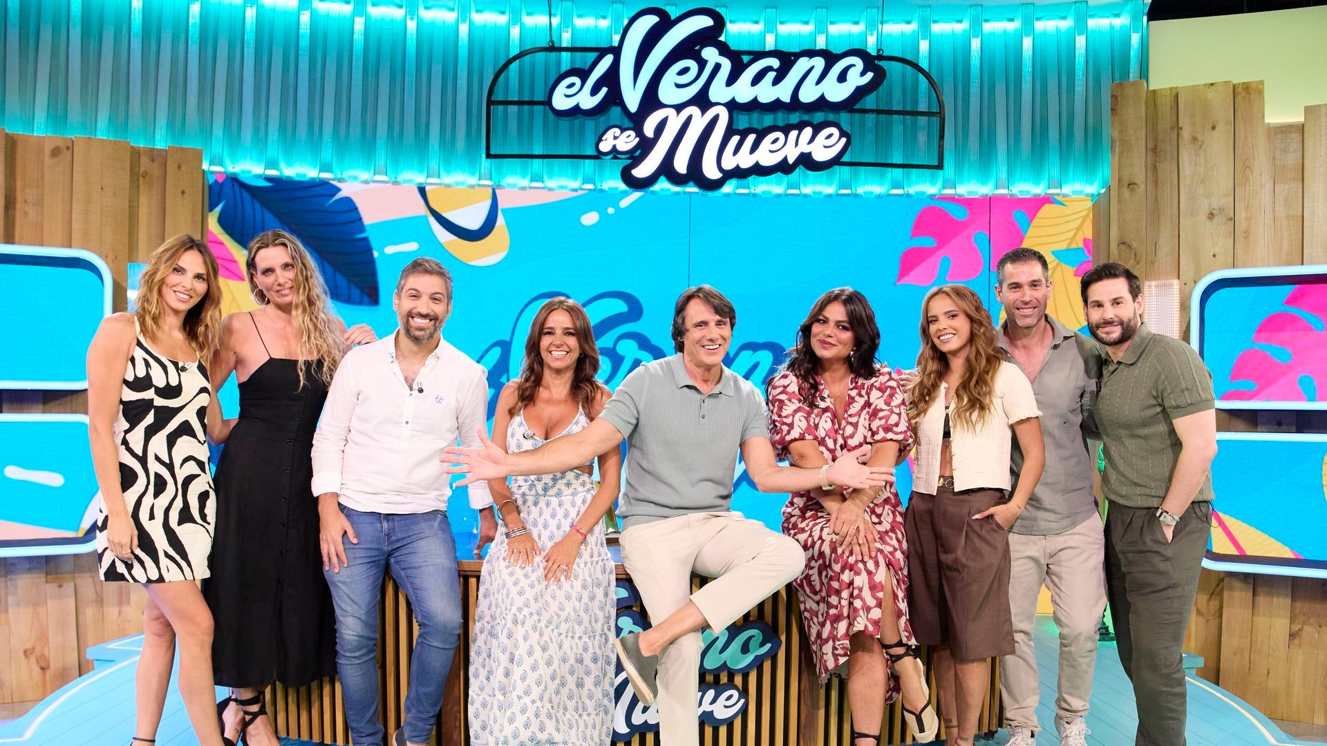 El verano se mueve-PGM1 (30) Grupo presentador y colaboradores El verano se mueve-PGM1 (30) Grupo presentador y colaboradores