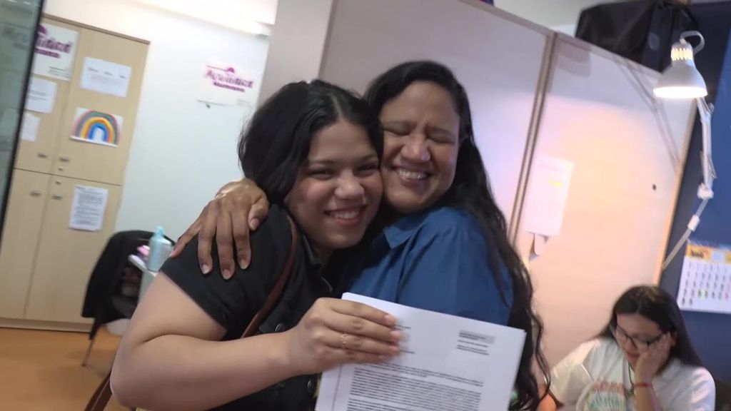 Gisela y Jira Cristina cuentan todos los obstáculos que han superado para lograr una autorización provisional gracias al proceso de regularización