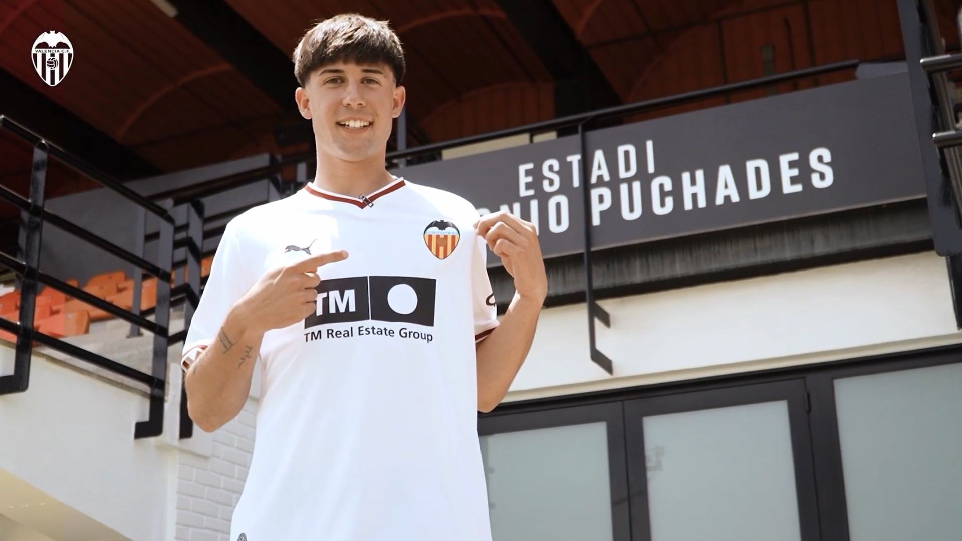 Jaume Durà firma con el Valencia CF