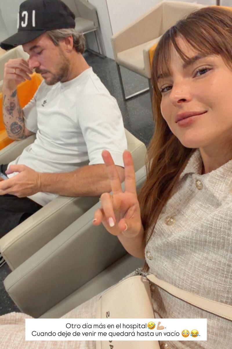 Marta Peñate y Tony Spina, en el hospital, tras conocer ella que la derivan a oncología