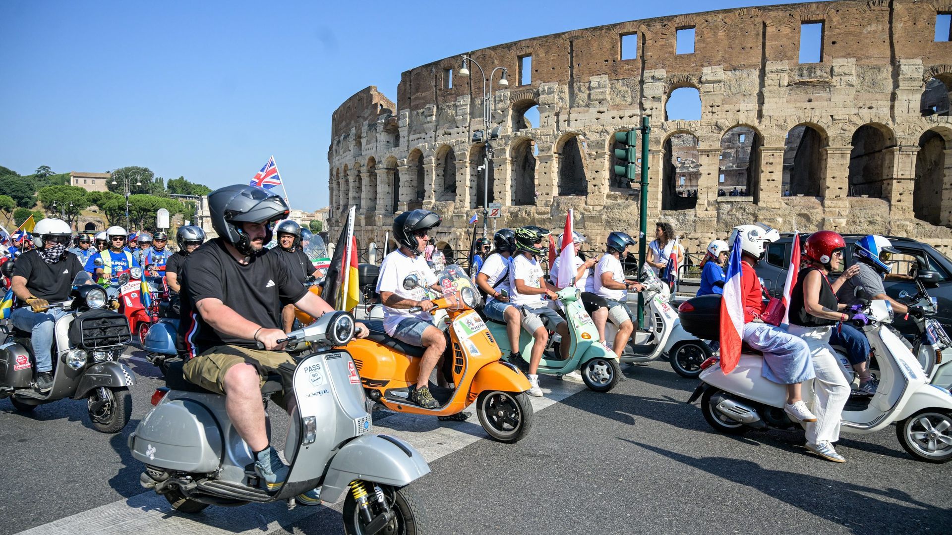 Vespa celebra 80 años