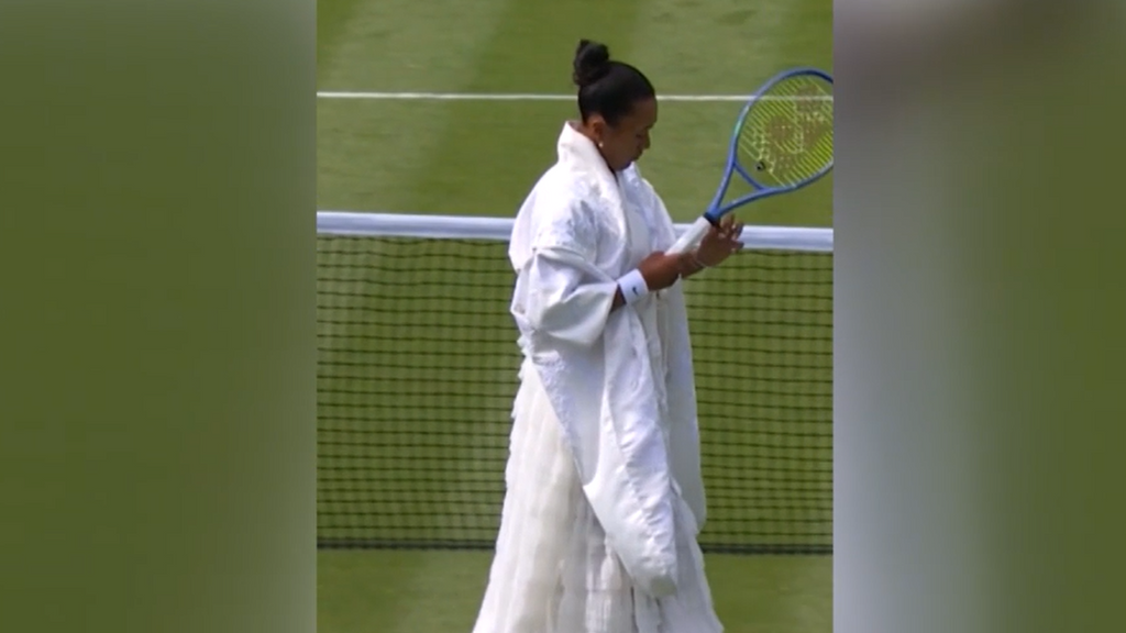 Naomi Osaka convierte cada Grand Slam en un desfile de moda con estilismos inspirados en la alta costura y la cultura japonesa