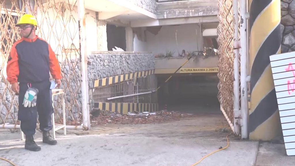 Los rescatistas utilizan vigas de madera y agua para el rescate de Hernán: "Esperamos que esta estrategia funcione"