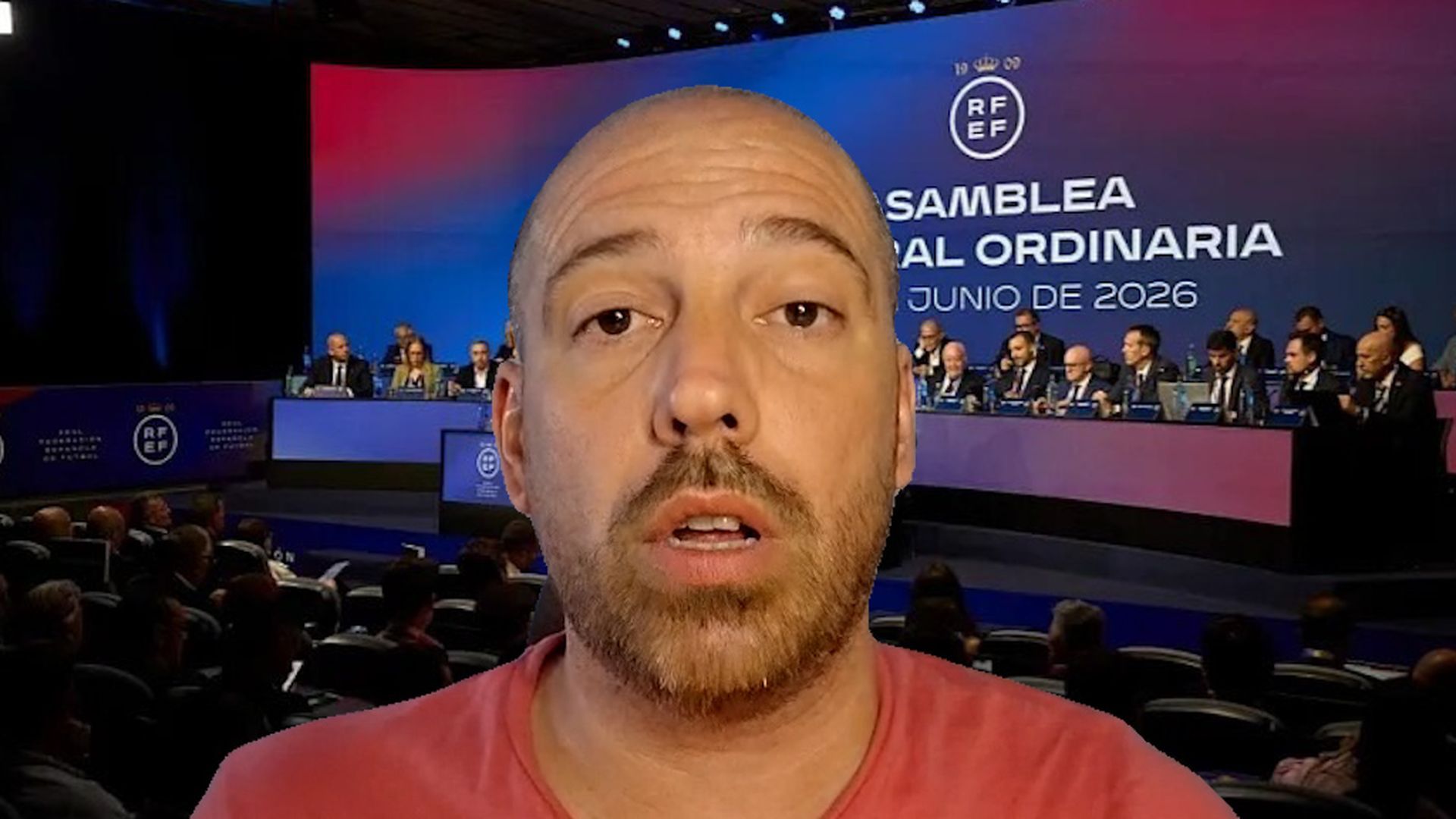 Mr. Asubío explicando los cambios del CTA en el arbitraje para la 26/27