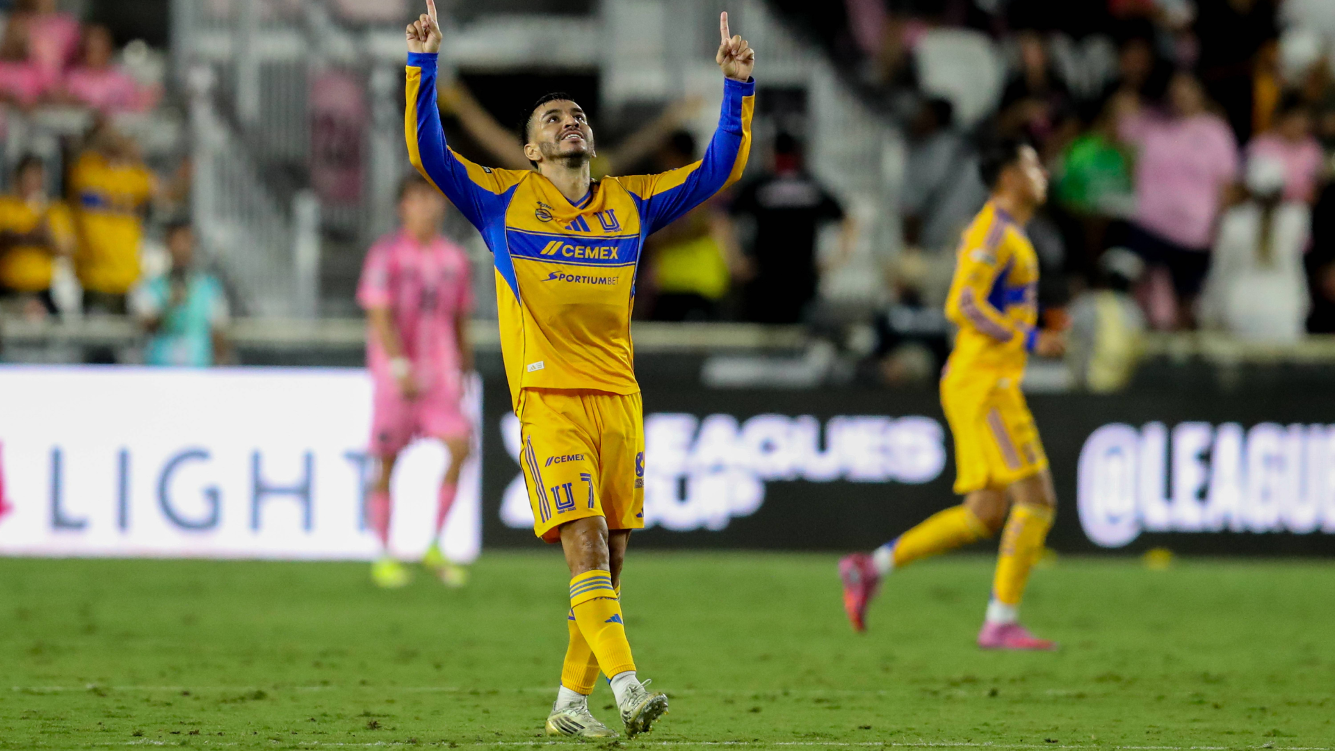 Ángel Correa celebra un gol con Tigres Ángel Correa celebra un gol con Tigres