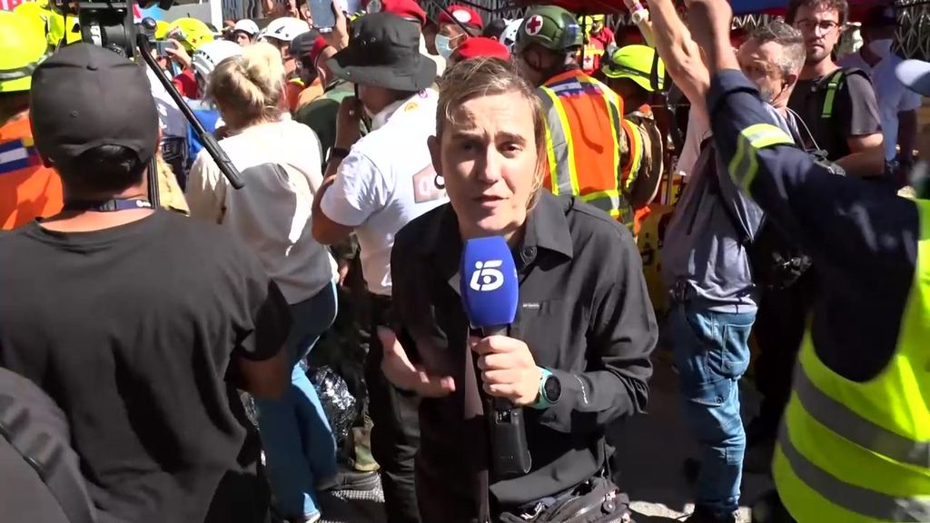 La reportera Esperanza Calvo, testigo del emotivo rescate a Hernán en Venezuela: "Todo el mundo quiere estar cerca de él"