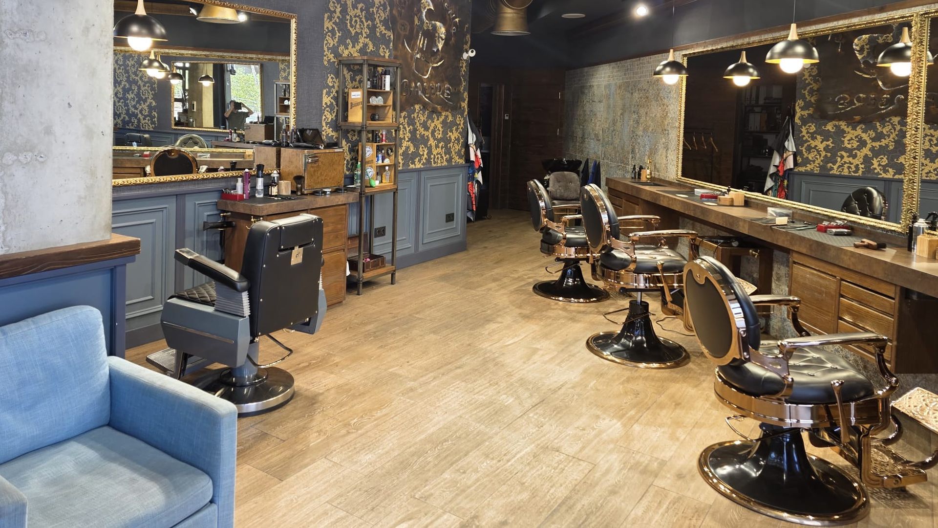 Javi Torrente Barbers, considerada una de las barberías mejor diseñadas