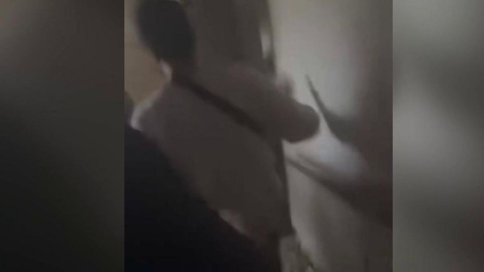 La agonía de una familia en Venezuela al bajar 10 pisos para salvarse del terremoto: los edificios siguen cayendo