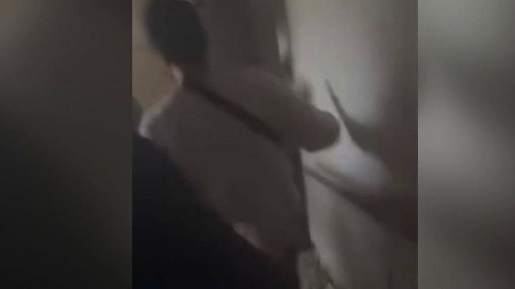 La agonía de una familia en Venezuela al bajar 10 pisos para salvarse del terremoto: los edificios siguen cayendo