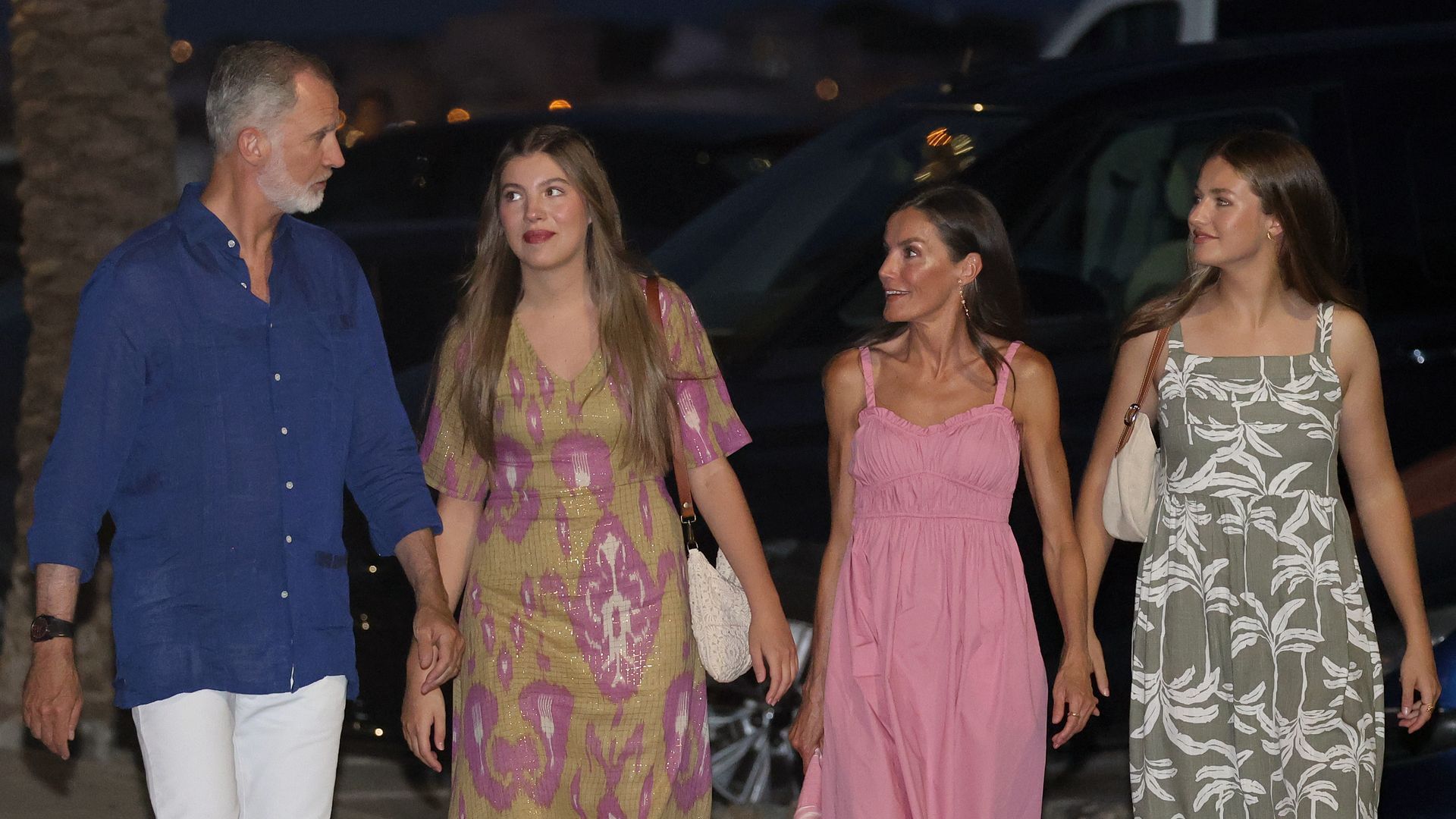 Los reyes y sus hijas en Mallorca Los reyes y sus hijas en Mallorca