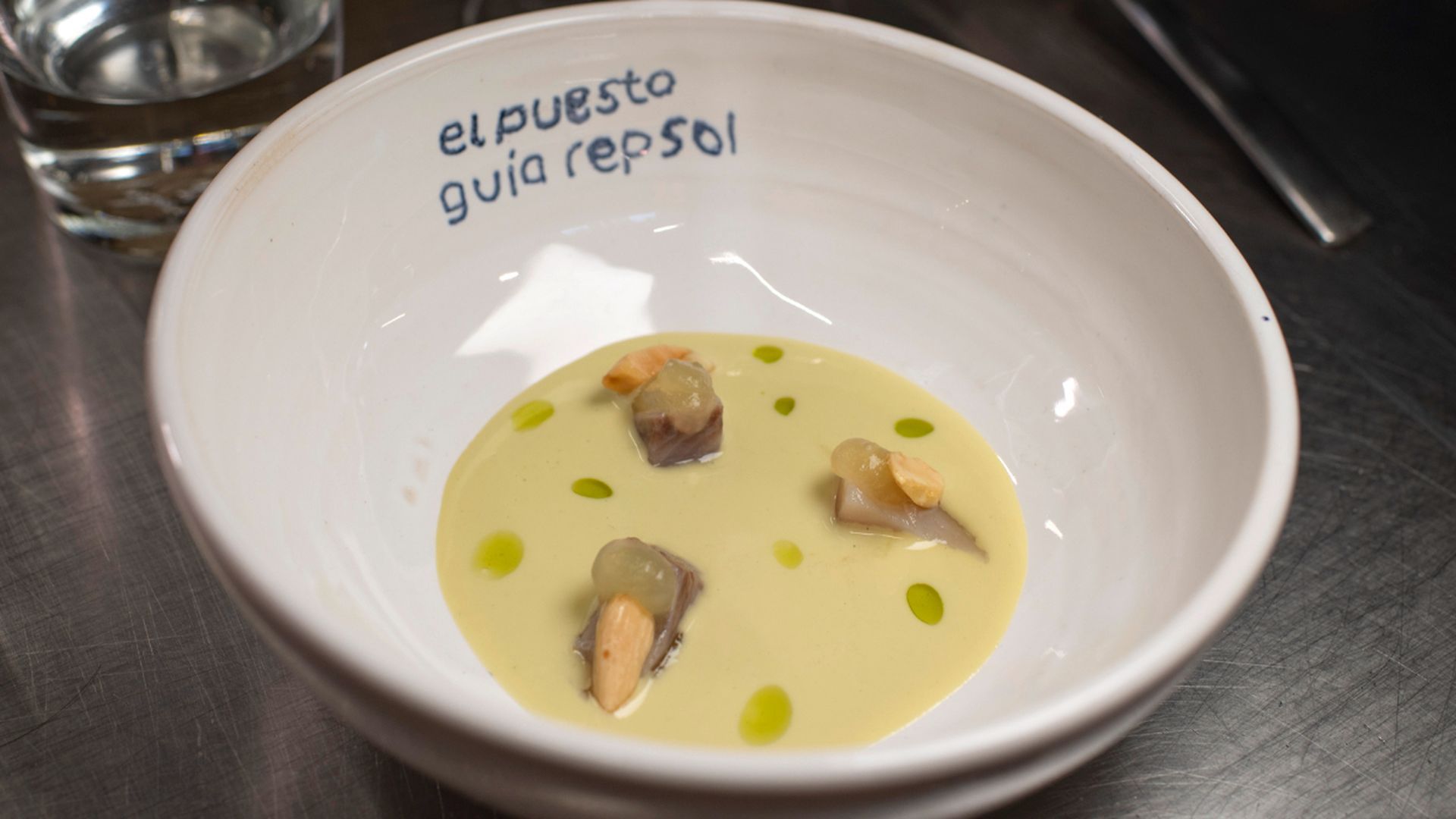 Plato de Caleña