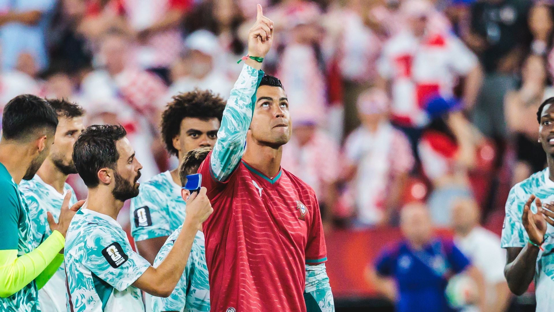 Cristiano Ronaldo Cristiano Ronaldo