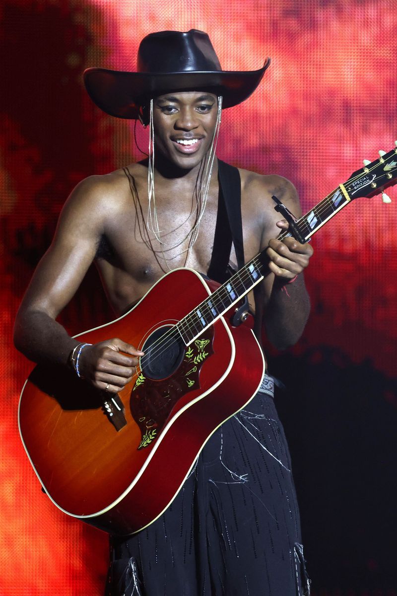 David Banda, de veinte años, ha acompañado en alguna ocasión a su madre en el escenario